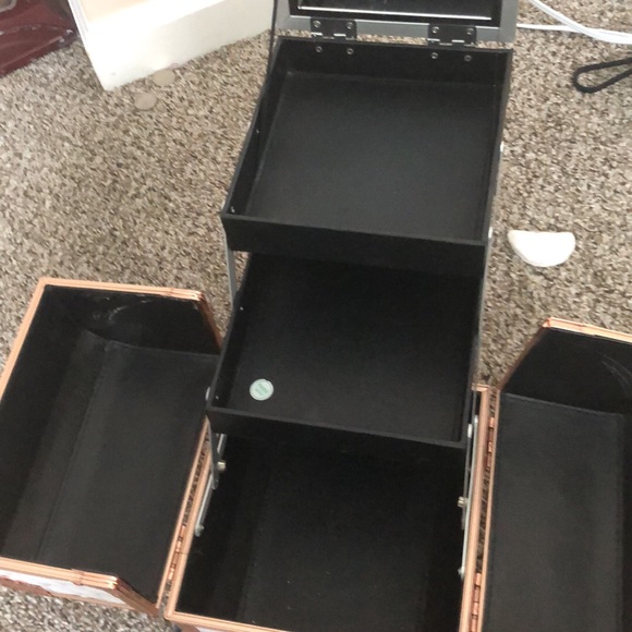 Impressions Vanity Company Travel case - Picture 4 of 4